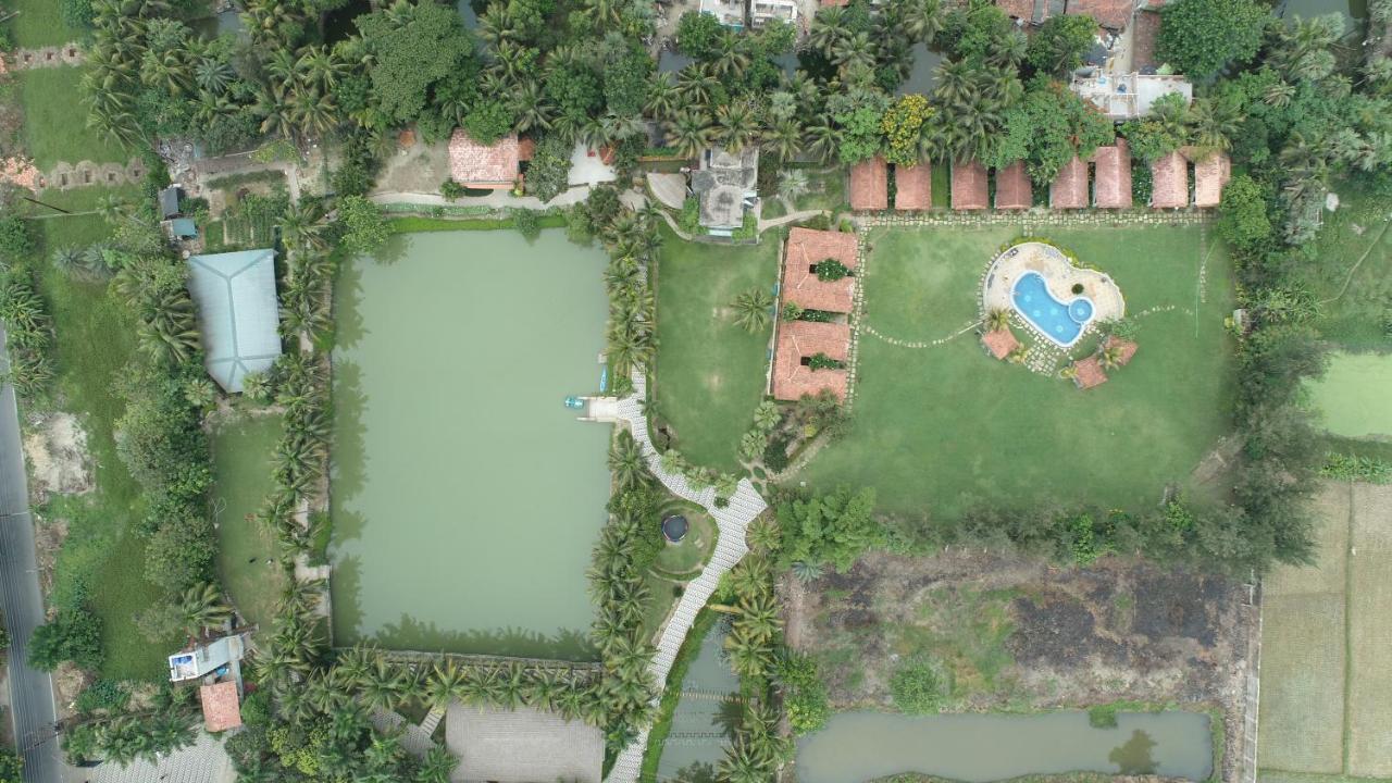 כלכותה Breathing Earth - Rooms And Pool מראה חיצוני תמונה